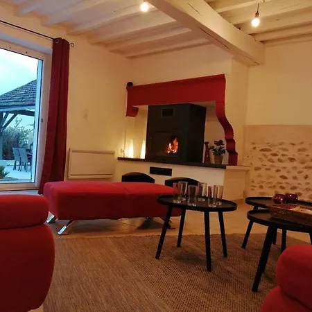 Maison De 5 Avec Piscine Privee Sauna Et Terrasse A Poussieu Holiday home Bellegarde-Poussieu