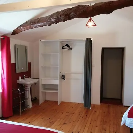 Maison De 5 Avec Piscine Privee Sauna Et Terrasse A Poussieu Holiday home