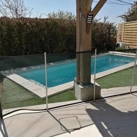 Maison De 5 Avec Piscine Privee Sauna Et Terrasse A Poussieu