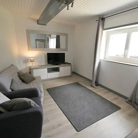 Maison De 5 Avec Piscine Privee Sauna Et Terrasse A Poussieu Holiday home *