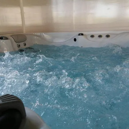 Maison De 5 Avec Piscine Privee Sauna Et Terrasse A Poussieu * Bellegarde-Poussieu